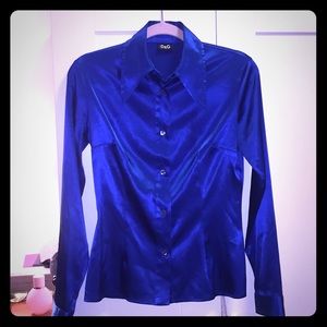 Blue silk shirt.
